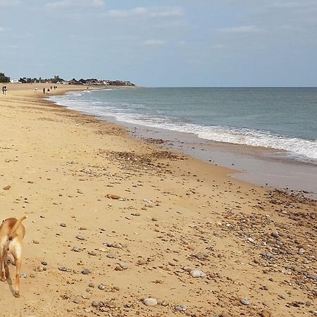 Regatta - A Lakeview Apartment In Thorpeness - Aldeburgh Coastal Cottages 外观 照片